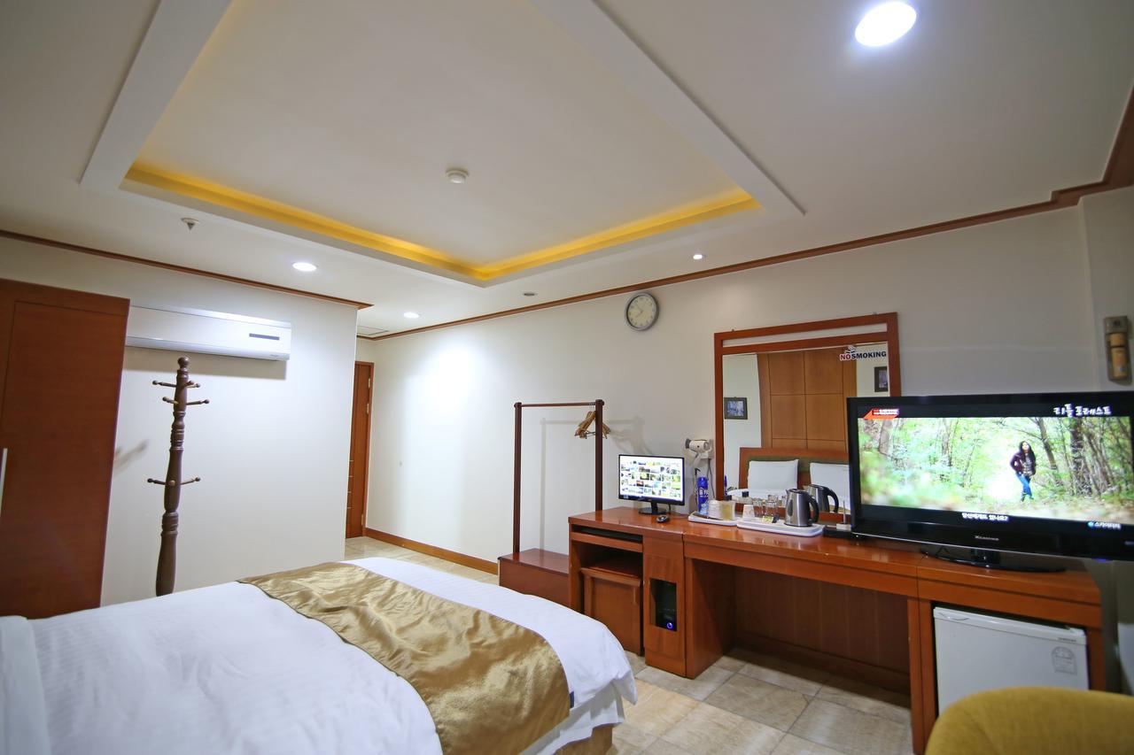 Geoje Island Hotel Bagian luar foto