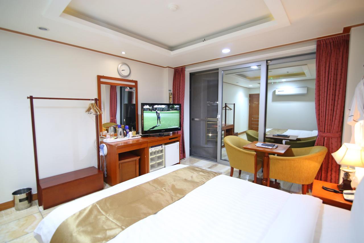 Geoje Island Hotel Bagian luar foto
